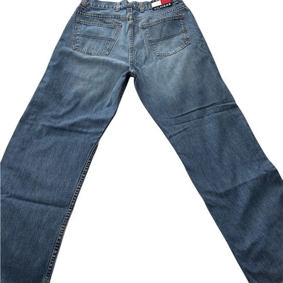 Tommy Hilfiger jeans. Size 32/30 - Picture 7 of 8